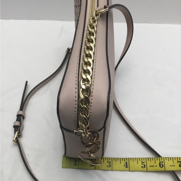 Michael Kors Pink Crossbody Bag with Gold Chain - Picture 15 of 16